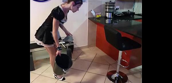  Domestic cleaner gets a face full of piss and cleans it up